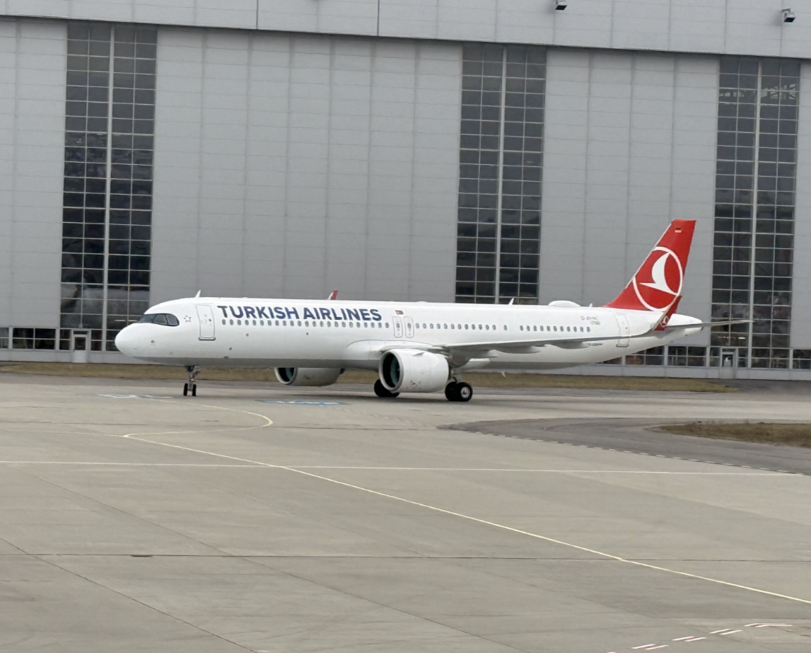 Airbus A320neo aircraft for SKY